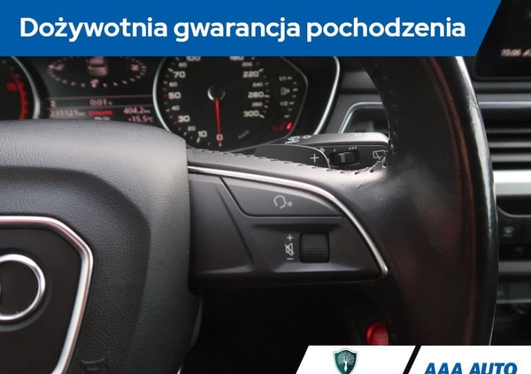 Audi A4 cena 70000 przebieg: 231114, rok produkcji 2016 z Kutno małe 301